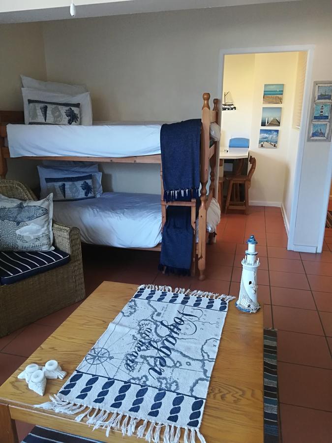 Lighthouse Accommodation Ист-Лондон Экстерьер фото